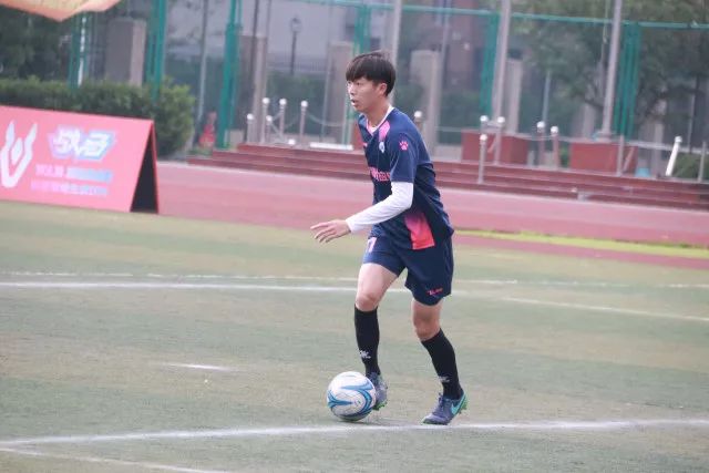 樊振东发声反对偷拍行为：尊重他人隐私是基本原则